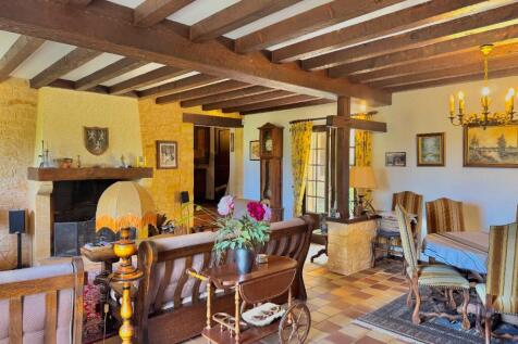 Property Image 4