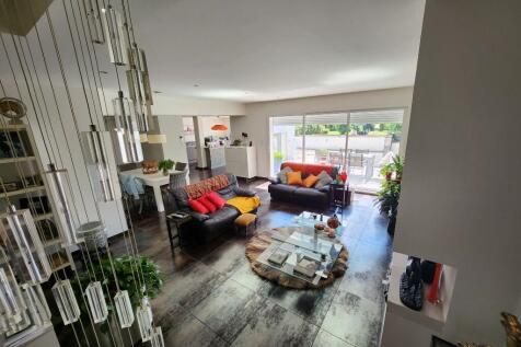 Property Image 37
