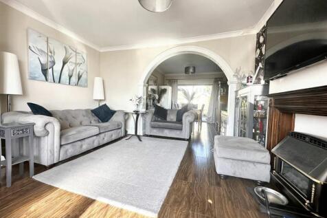Lounge-Dining Room