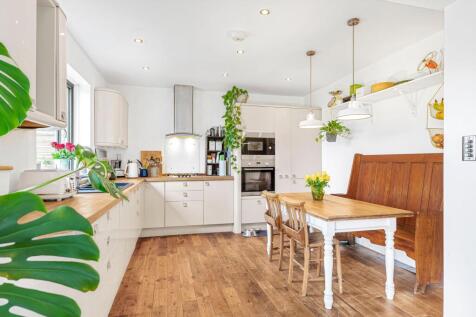 Kitchen/Lounge/Dining Room