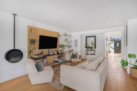 Kitchen/Lounge