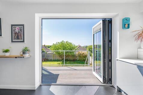 Kitchen/Lounge