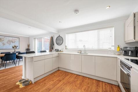 Kitchen/Lounge/Dining Room