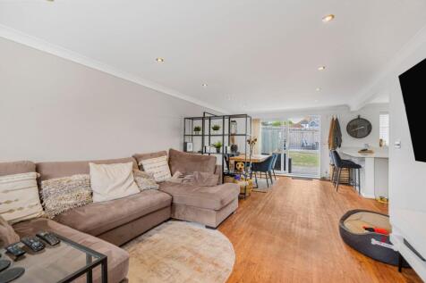 Kitchen/Lounge/Dining Room