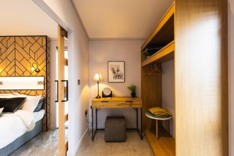 Main Dressing Area