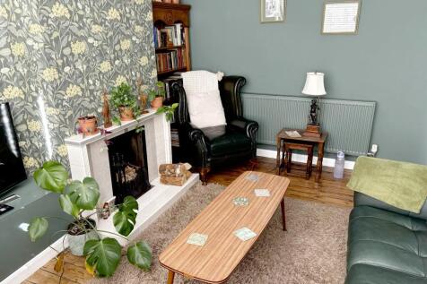 2. Lounge