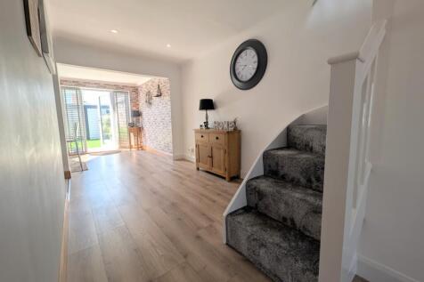 Through to Dining Room