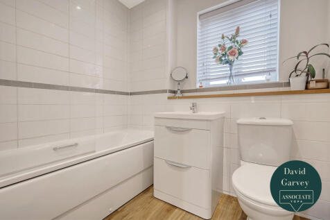 First Floor Bathroom