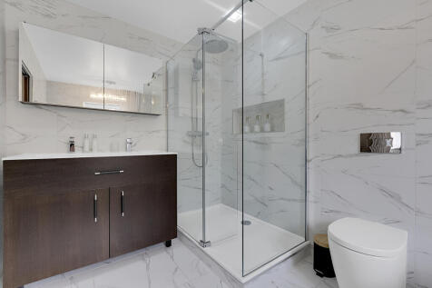 Master en-suite