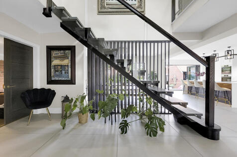 Feature stair