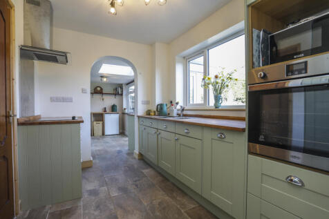 Kitchen.jpg