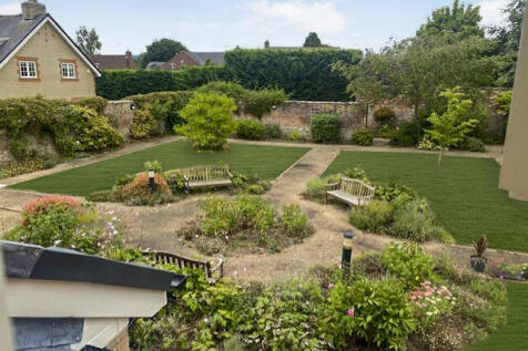 Front garden area