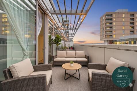 Private Full Length Balcony 1