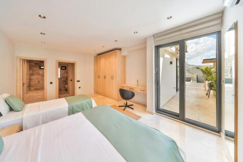 Property Image 29