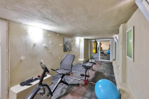 Property Image 25