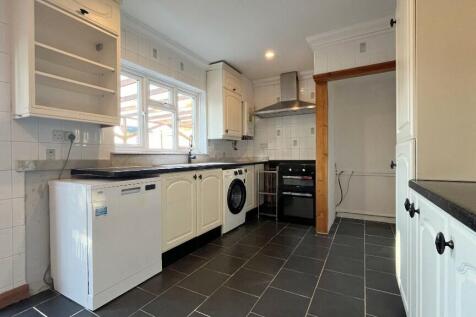 Dining/Kitchen