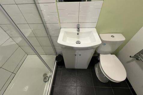 Ensuite Rm 2