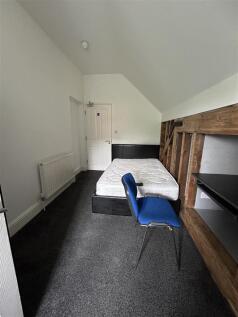 Room 2, Flat 3