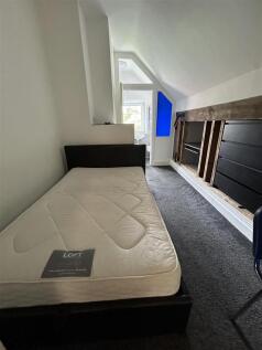 Room 1, Flat 3