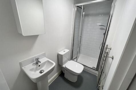 Room 2 en-suite