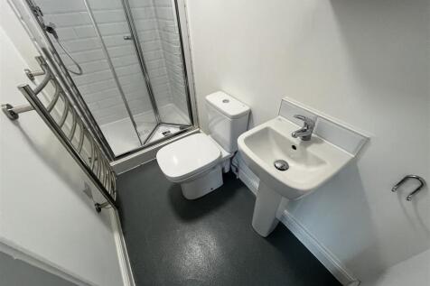 room 1 ensuite