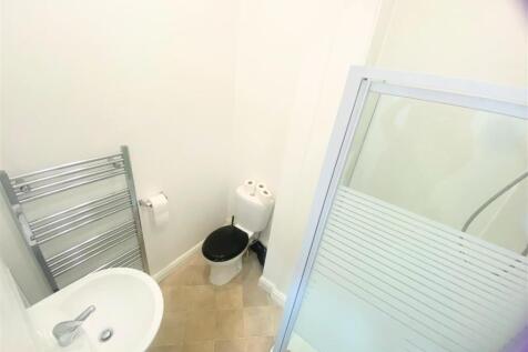 GF Shower Room .jpeg