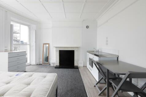 Studio Room