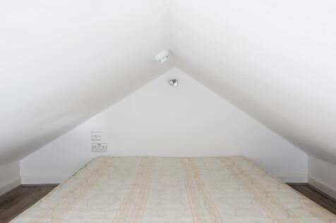 Studio Room