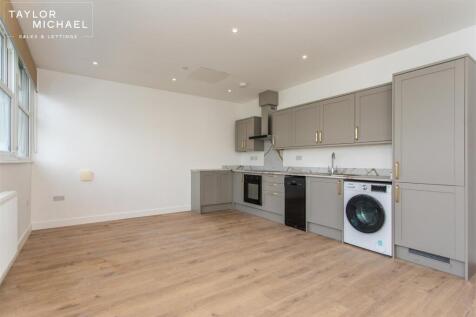 Living Room / Kitchen