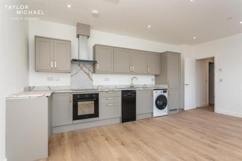 Living Room / Kitchen