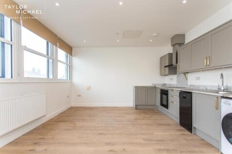 Living Room / Kitchen