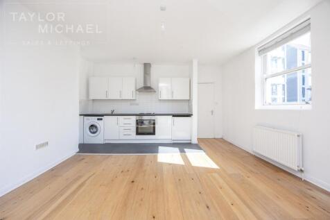 Kitchen / Living Room