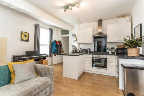 Kitchen / Living Room