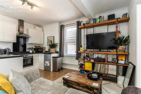 Kitchen / Living Room