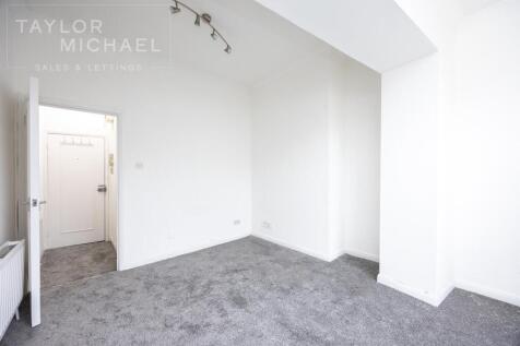 Studio Room