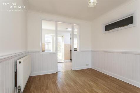 Living Room / Dining Room
