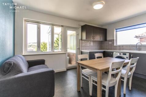 Kitchen / Living Room