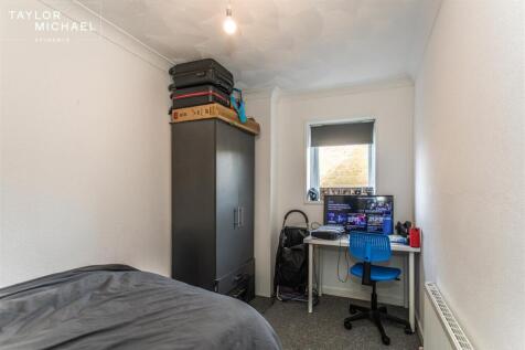 1 Rushlake Close13.jpg