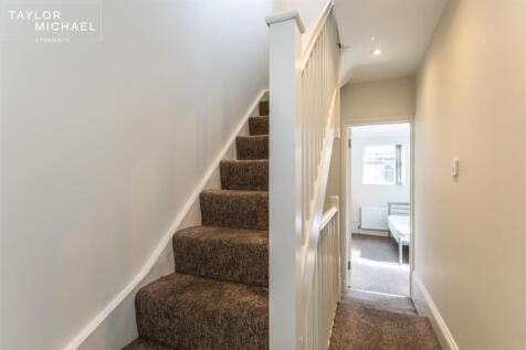 36 Coombe Terrace-20.jpg