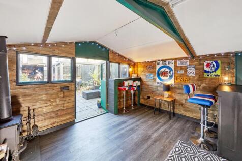 Garden room