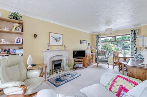 Sitting/Dining room