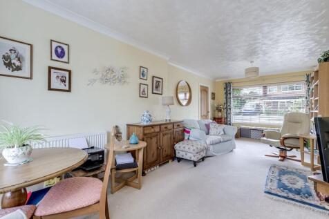 Sitting/Dining room