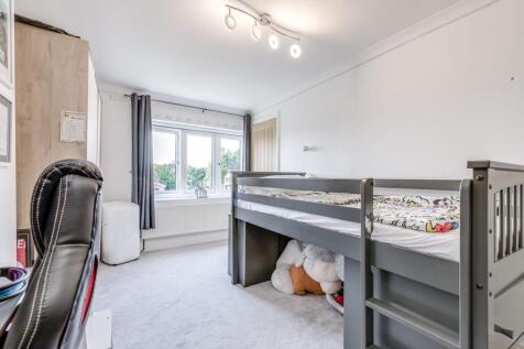 2nd Bedroom