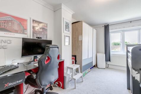2nd Bedroom