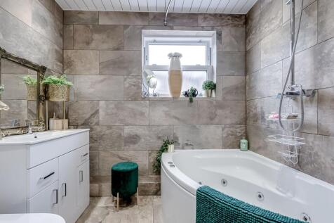 Ground Floor Bathroom