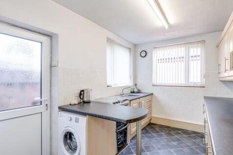 Kitchen / utility / breakfast room