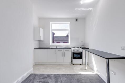 Kitchen/Dining/Living room