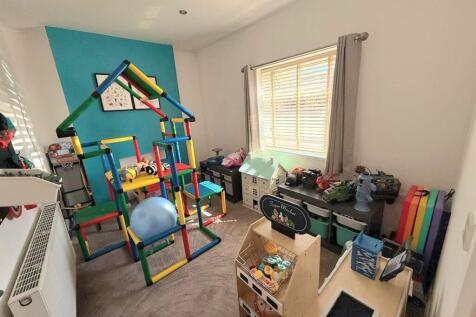 Front Room.jpg