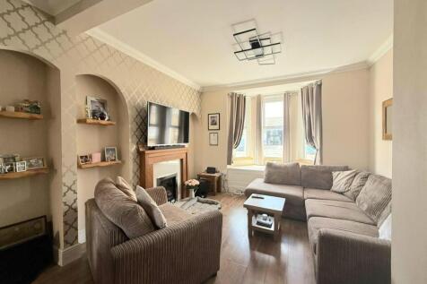 Living Room.jpg
