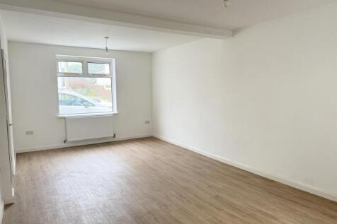 lounge1.jpg
